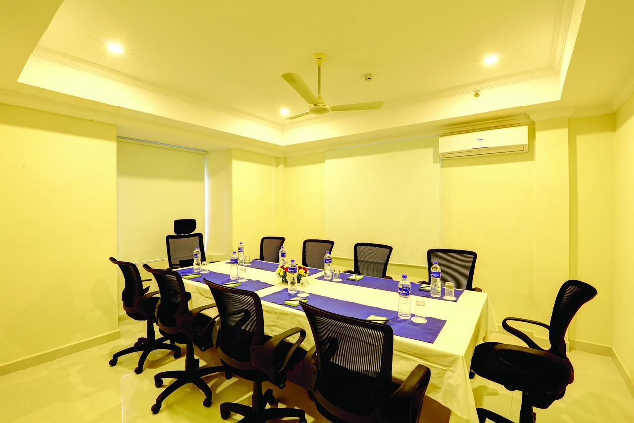 Hotel Floral Park Kottayam Luaran gambar